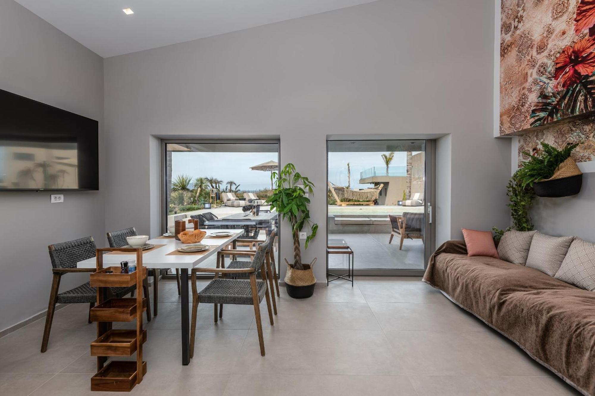 Taf Beach Villas With Tesla Tigkaki  Room photo