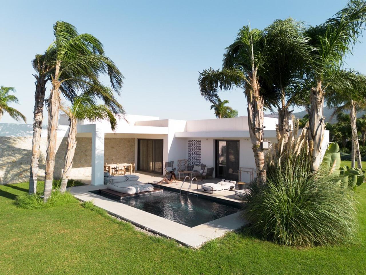 Taf Beach Villas With Tesla Tigkaki  Room photo