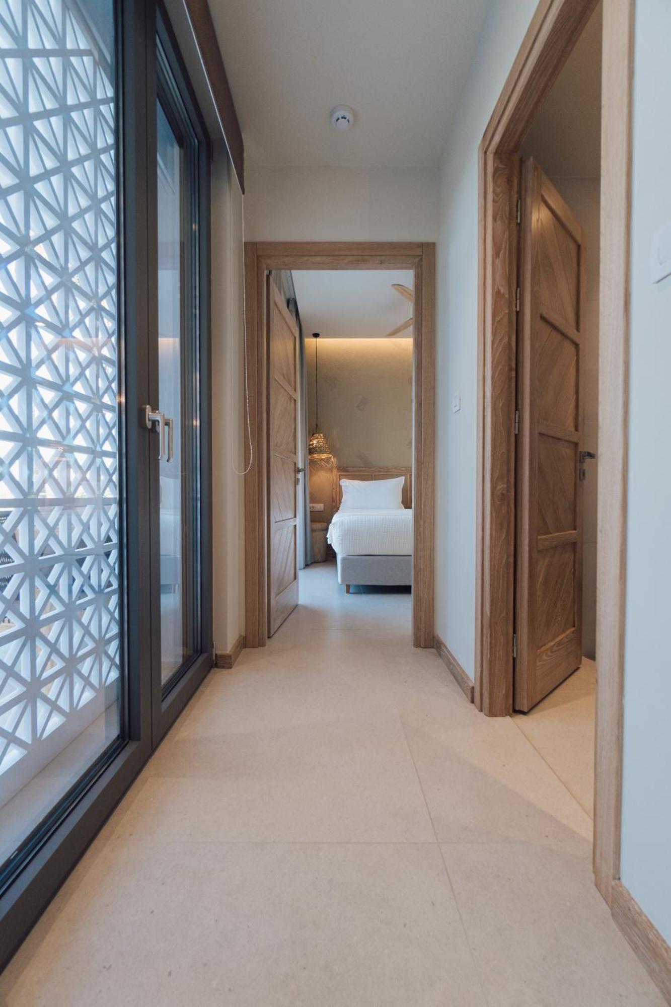 Taf Beach Villas With Tesla Tigkaki  Room photo