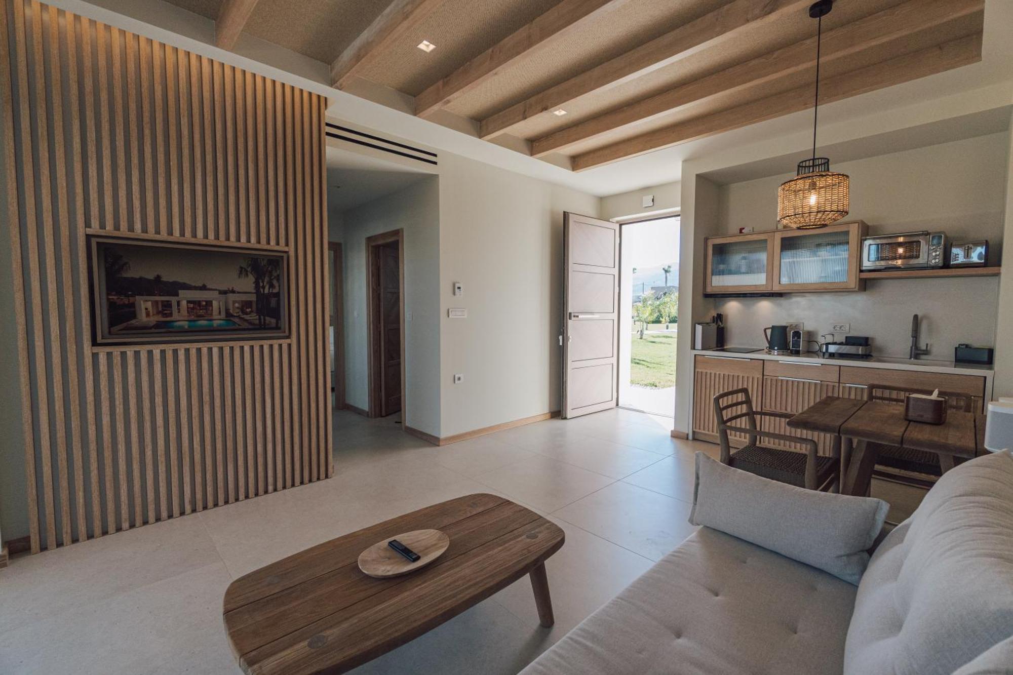 Taf Beach Villas With Tesla Tigkaki  Room photo